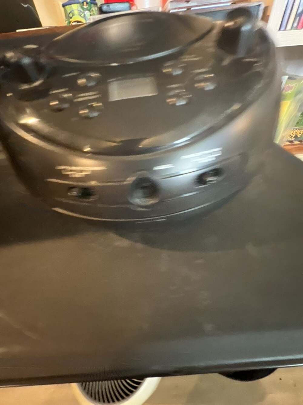 Memorex Portable AM/FM Radio and CD Player Boombox TESTED